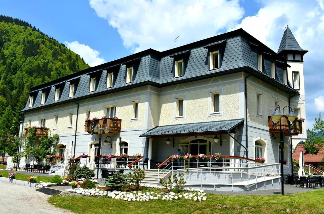 Hotel Saisera Valbruna Extérieur photo